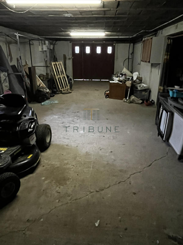 Maison - 144 m² - 9 pièces