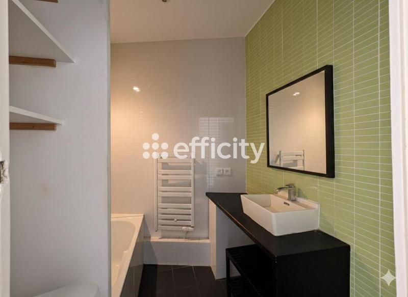 Appartement - 90 m² - 3 pièces