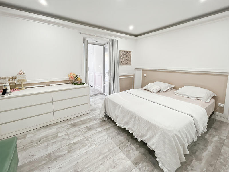 Appartement - 91 m² - 4 pièces