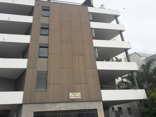 Appartement - 82 m² - 3 pièces