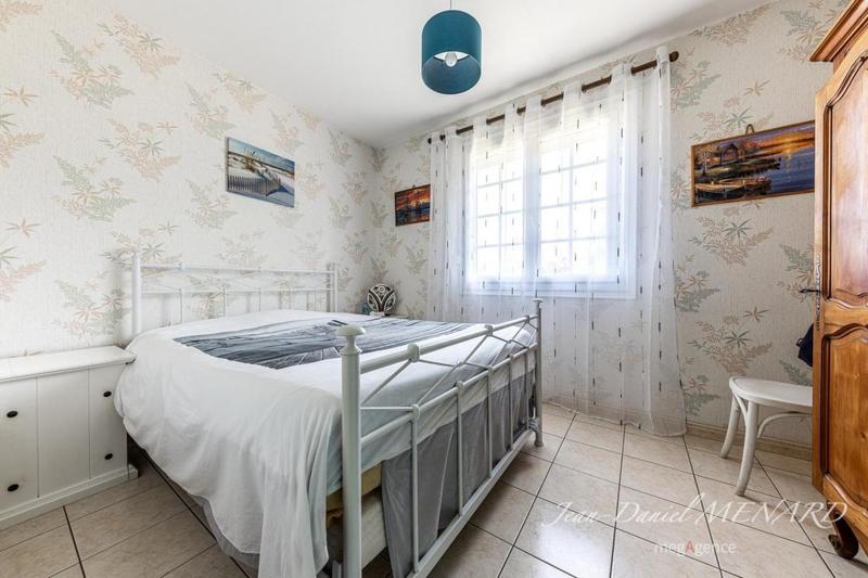 Maison traditionnelle - 107 m² - 4 pièces