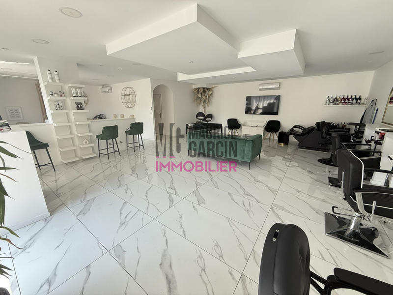 Fonds de commerce - Local d'activité / Entrepôt - 95 m²