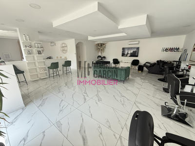 Fonds de commerce - Local d'activité / Entrepôt - 95 m²