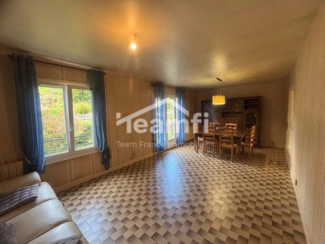 Maison - 81 m² - 4 pièces