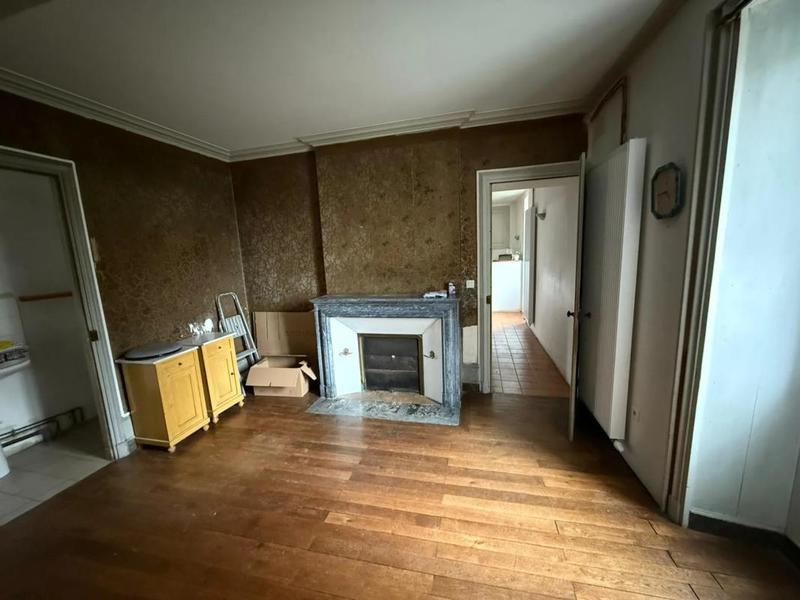 Maison - 184 m² - 9 pièces