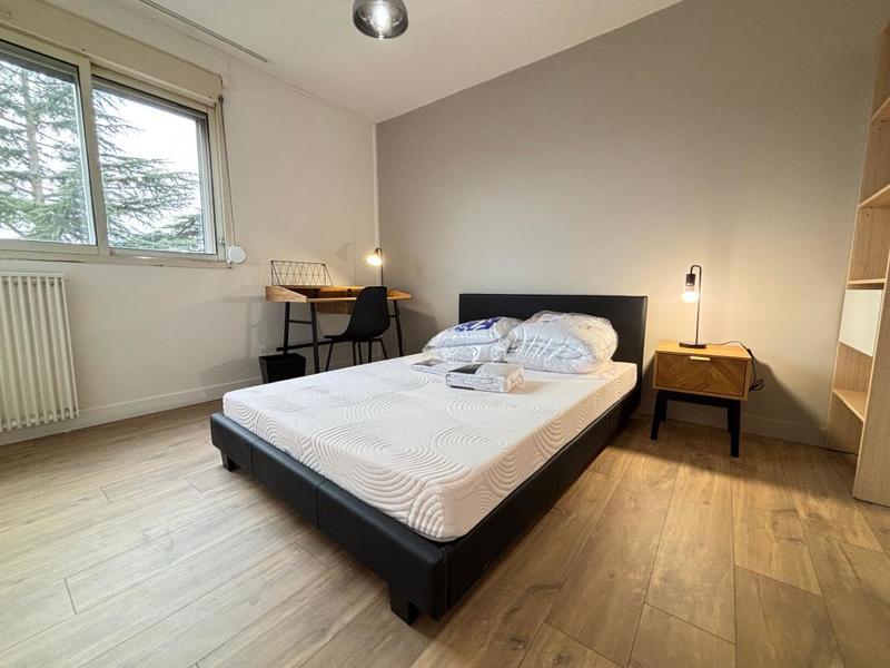 Appartement - 115 m² - 6 pièces