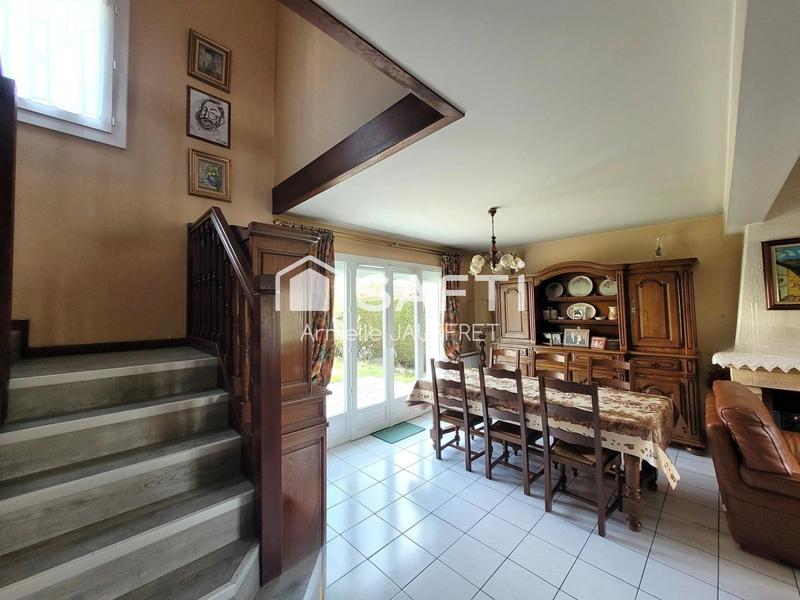 Maison - 114 m² - 5 pièces