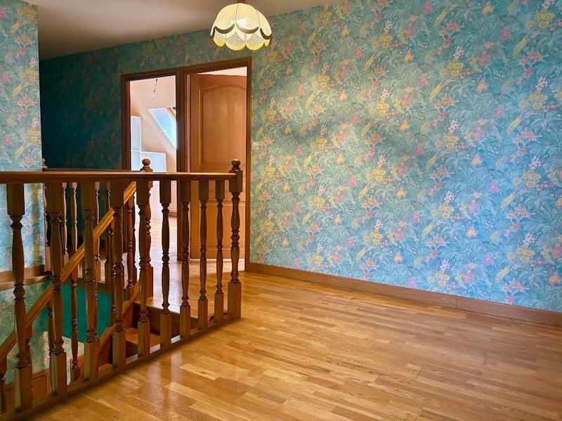 Maison - 185 m² - 8 pièces