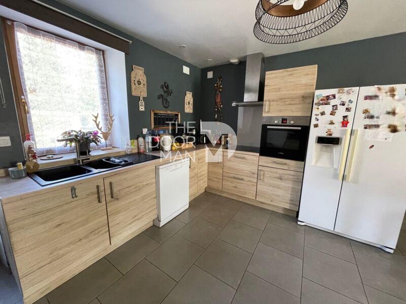 Maison - 172 m² - 4 pièces