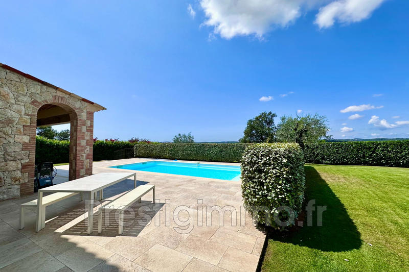Villa - 166 m² - 5 pièces