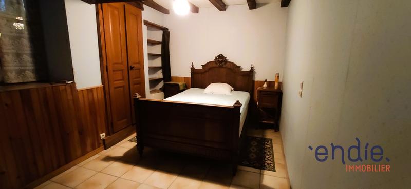 Maison - 225 m² - 10 pièces