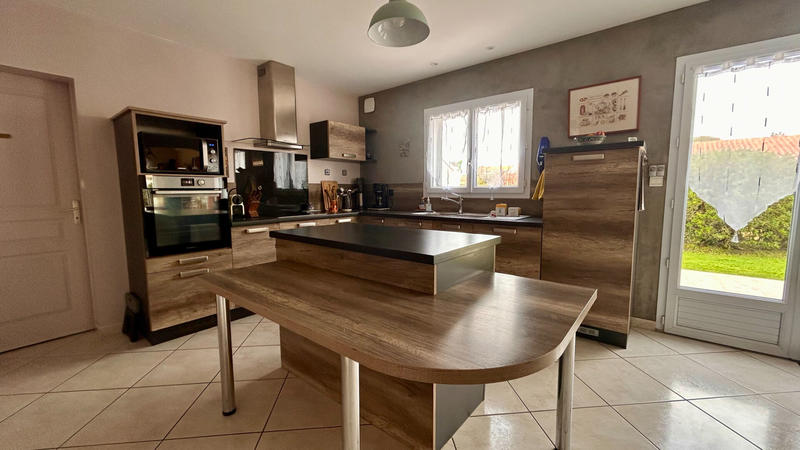 Maison - 145 m² - 5 pièces