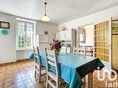 Maison - 390 m² - 4 pièces