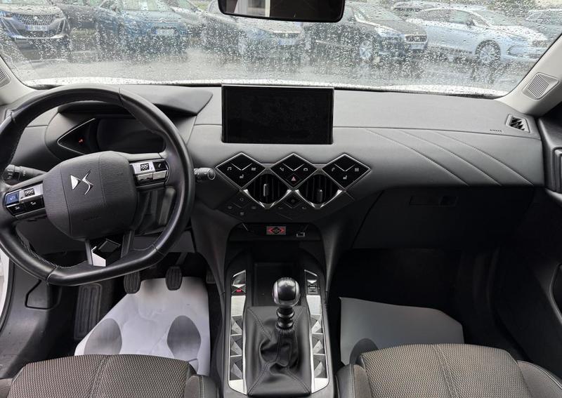 Ds Ds 3 Crossback Puretech 100 Cv Bv6 So Chic Grip