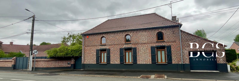 Maison - 140 m² - 8 pièces