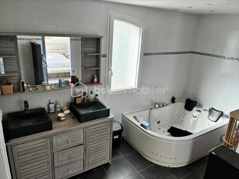 Villa - 170 m² - 5 pièces