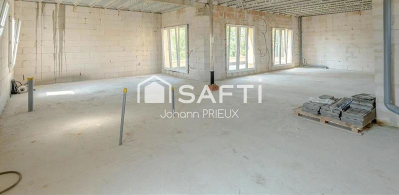 Maison - 225 m² - 7 pièces