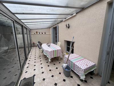 Maison - 104 m² - 4 pièces