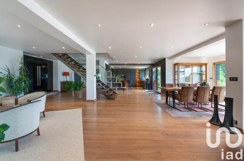 Maison de maîtres - 391 m² - 6 pièces