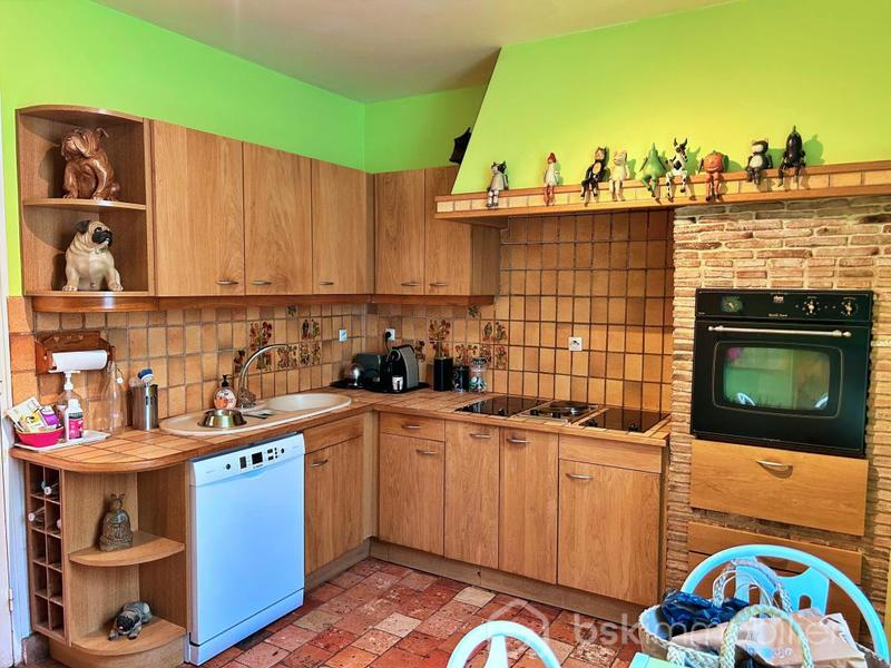 Maison de maîtres - 317 m² - 11 pièces