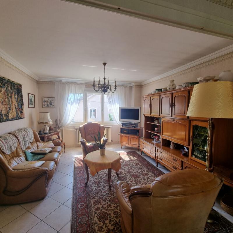 Maison - 122 m² - 5 pièces