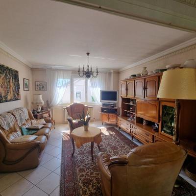 Maison - 122 m² - 5 pièces