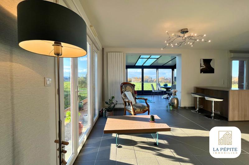 Maison - 112 m² - 6 pièces