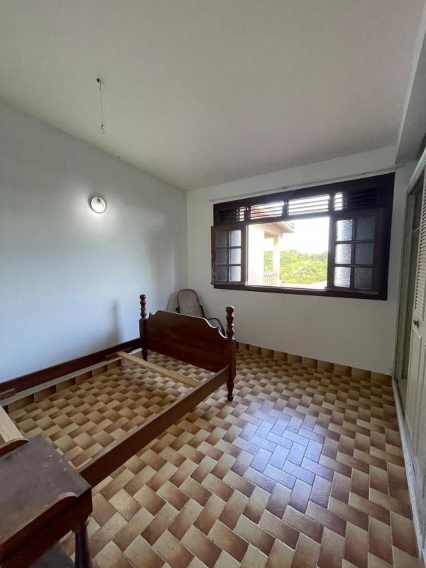 Immeuble - 223 m² - 7 pièces