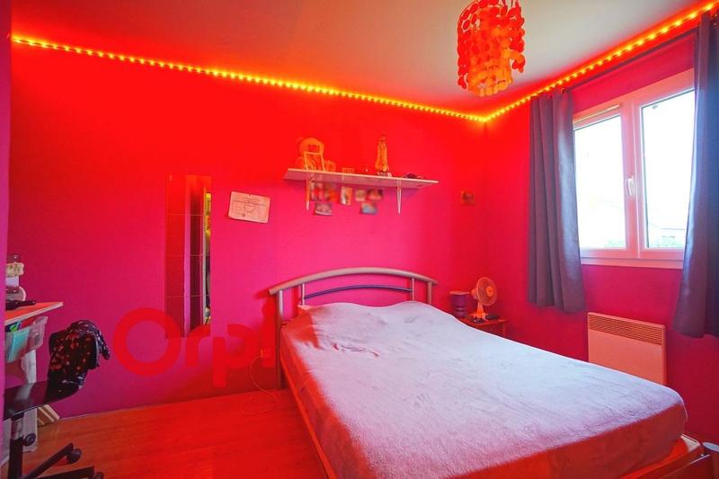 Maison - 93 m² - 5 pièces