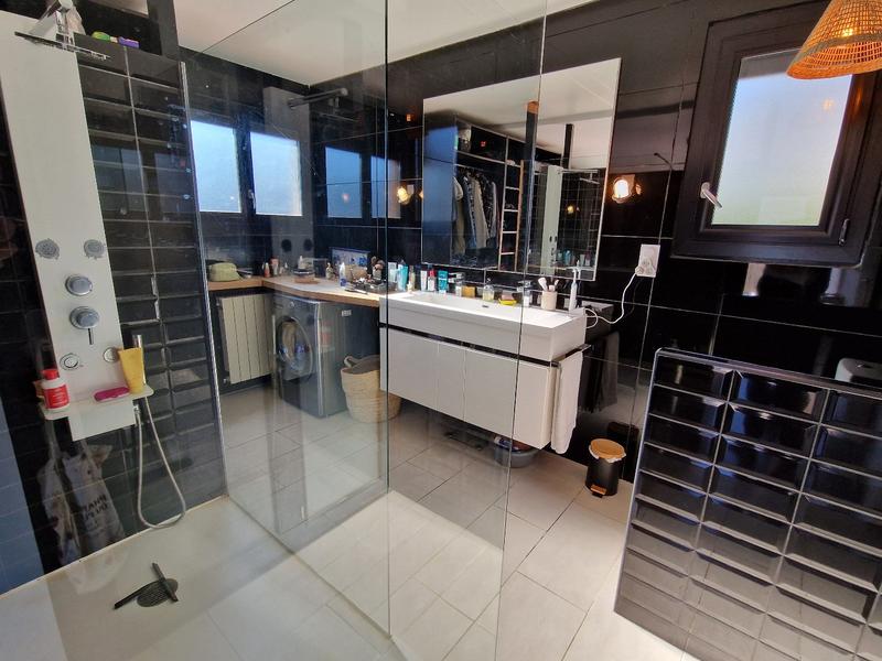 Maison - 139 m² - 4 pièces