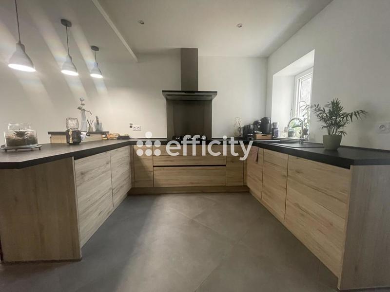 Maison - 85 m² - 3 pièces