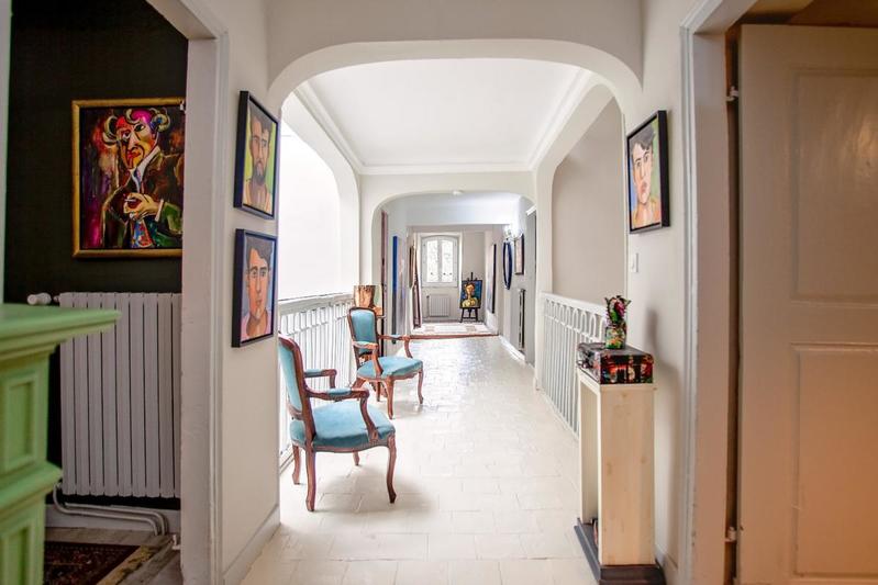 Maison - 446 m² - 12 pièces