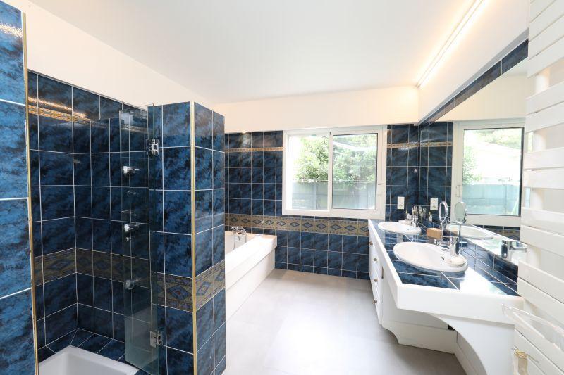 Villa - 270 m² - 7 pièces