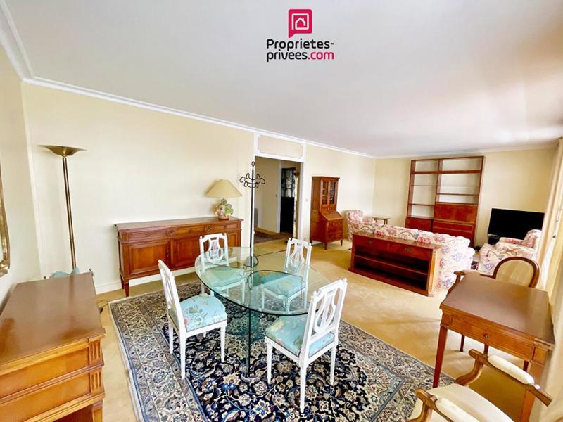 Appartement - 95 m² - 3 pièces