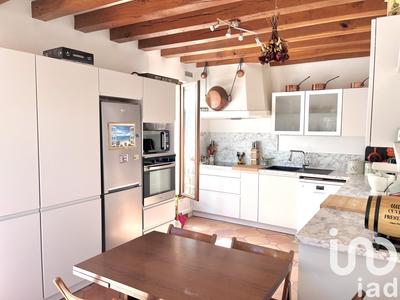 Maison - 97 m² - 4 pièces