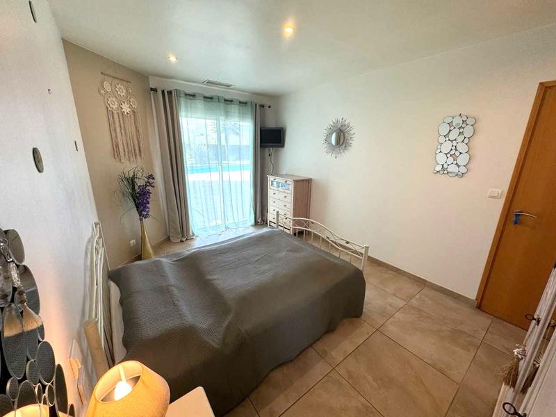 Propriété - 140 m² - 5 pièces