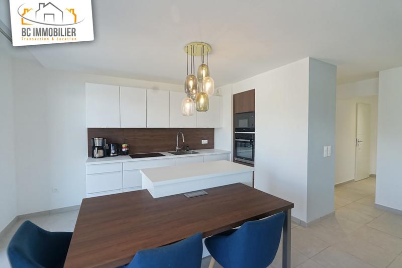 Appartement - 70 m² - 3 pièces