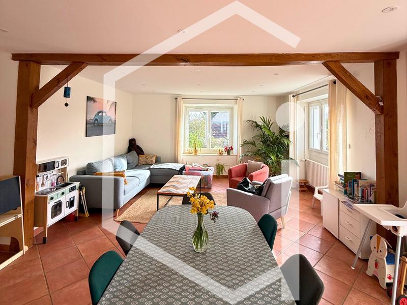 Propriété - 290 m² - 18 pièces