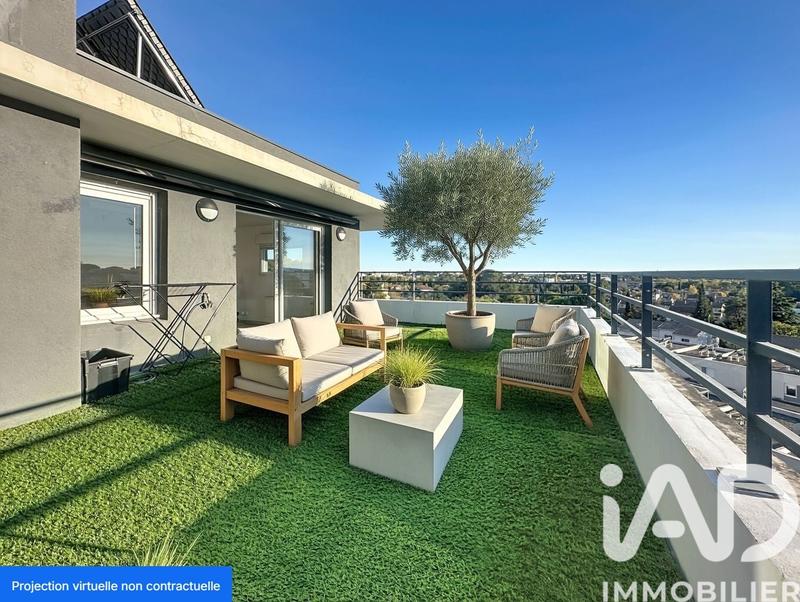 Appartement - 98 m² - 4 pièces