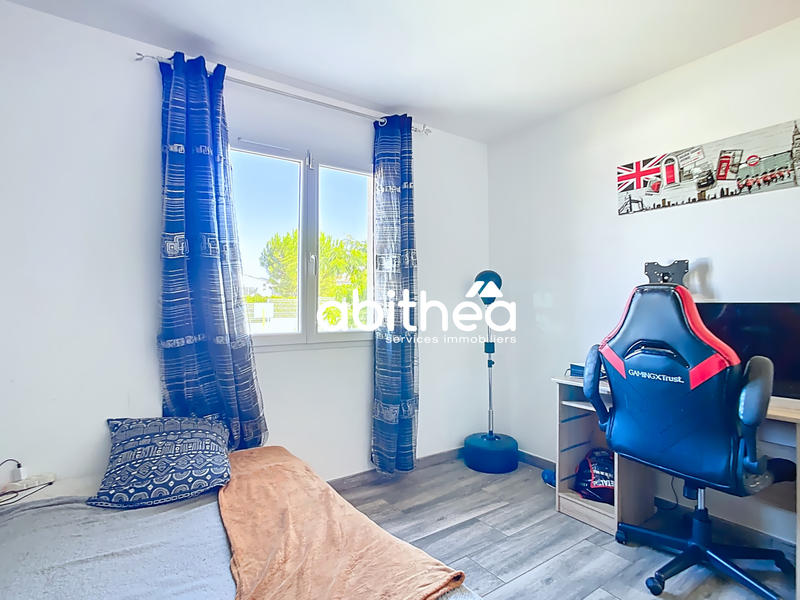 Villa - 181 m² - 6 pièces