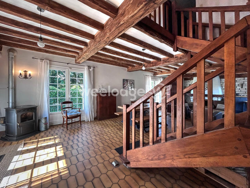 Maison traditionnelle - 185 m² - 5 pièces