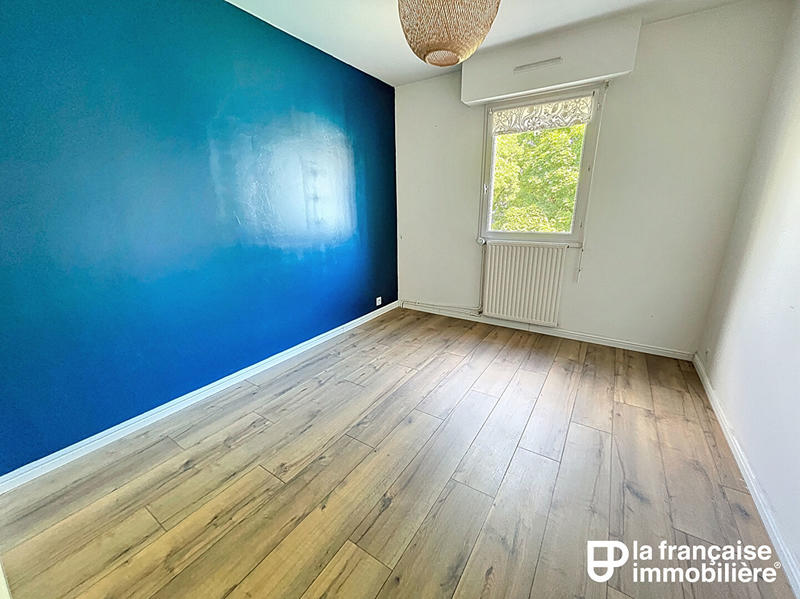 Appartement - 96 m² - 6 pièces