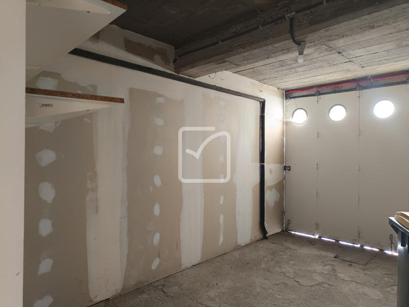 Maison de village - 219 m² - 10 pièces