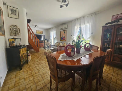 Maison - 149 m² - 6 pièces