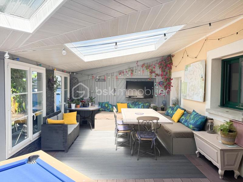 Maison - 130 m² - 6 pièces