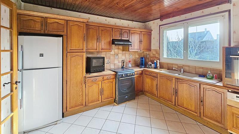 Maison - 90 m² - 5 pièces