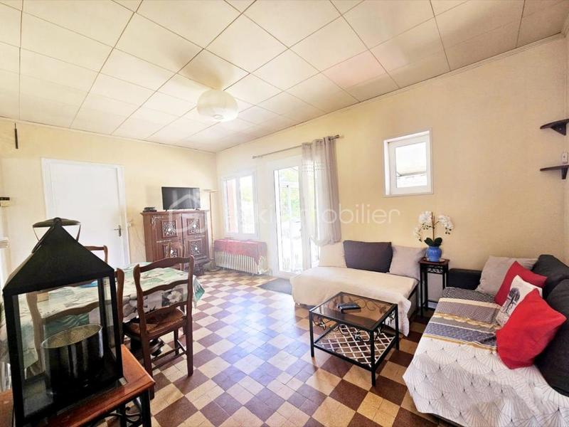 Maison traditionnelle - 70 m² - 4 pièces