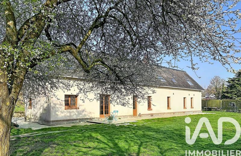 Maison - 208 m² - 7 pièces