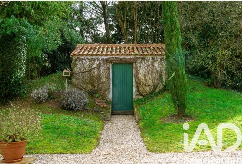 Maison - 188 m² - 8 pièces