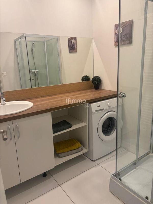 Maison - 260 m² - 9 pièces